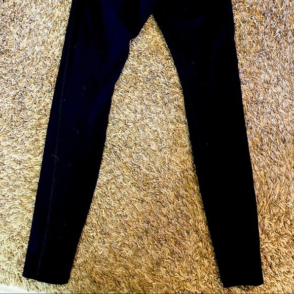 Lorna Jane Black Leggins - Picture 3 of 4